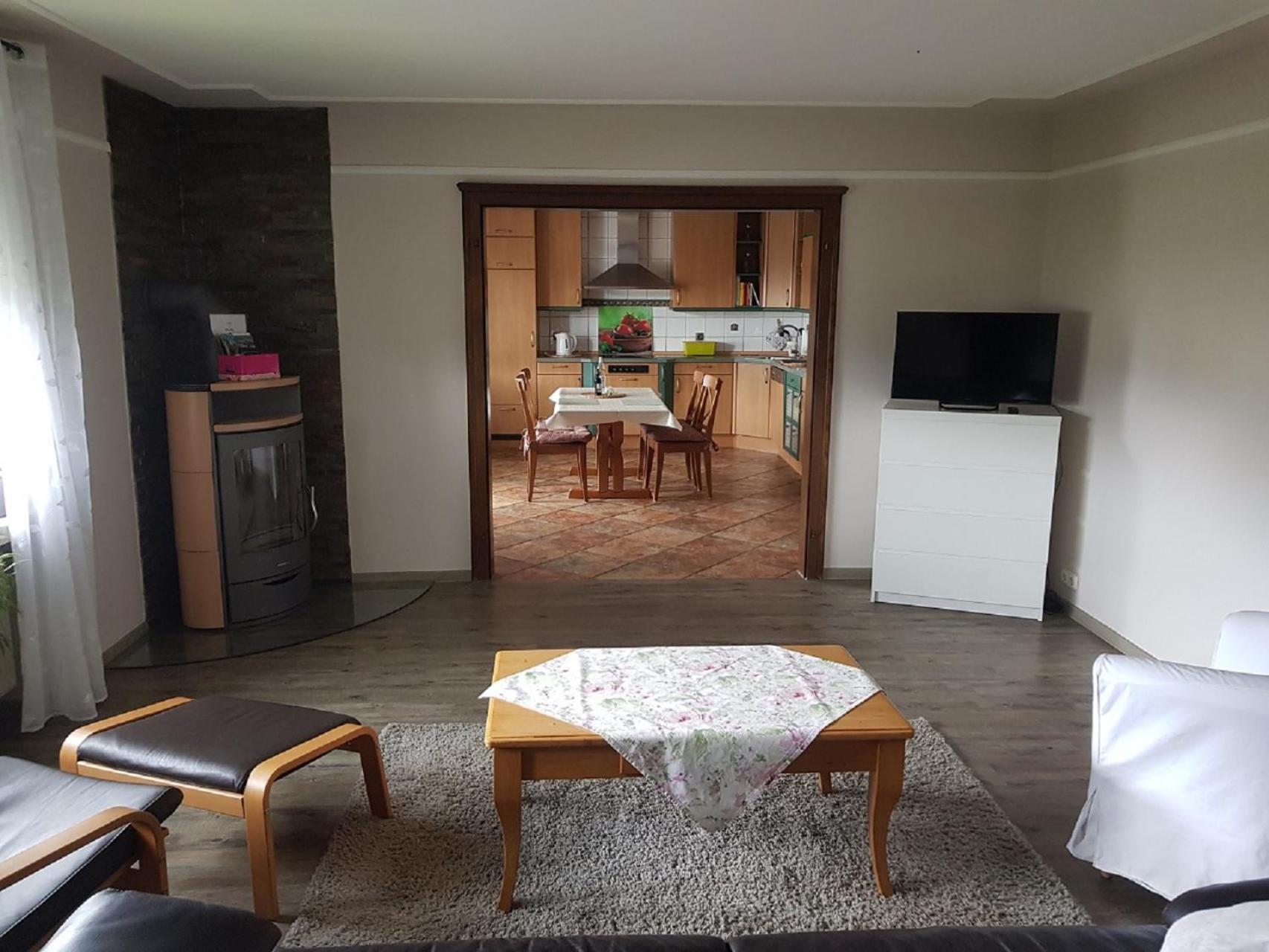 Ludwinas Pfingststube Apartment Mastershausen Екстериор снимка